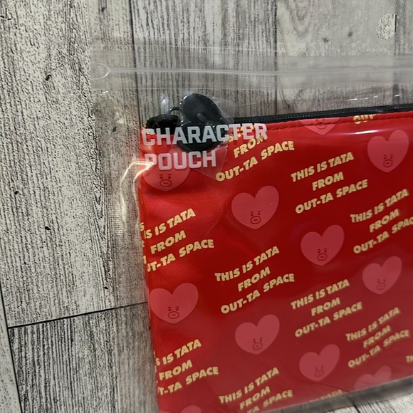 BT21 this is tata from out ta space character pouch red bag new - Picture 2 of 5